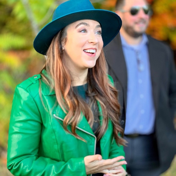 Meet your Posher, Kristen - Picture 10 of 11